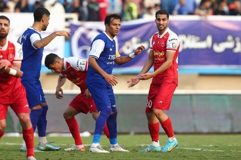 خلاصه بازی استقلال خوزستان – پرسپولیس/ دبل آقایی‌پور و توقف سرخ‌ها