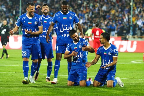 استقلال، رحمتی را با ۴ گل بدرقه کرد