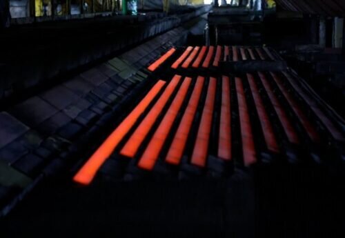 تسمه سایز جدید در نورد سبک توسط فولاد آلیاژی ایران تولید شد