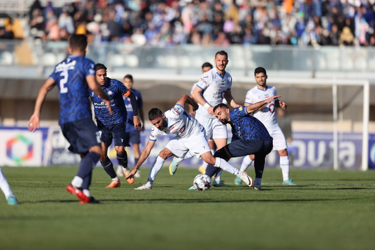 خلاصه بازی گل‌گهر – استقلال/ هردو گل اشتباه بود؟