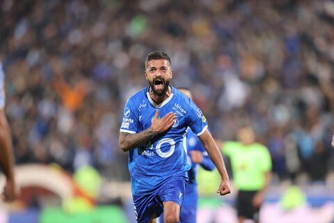 استقلال با شکست پیکان صدر را دوباره گرفت