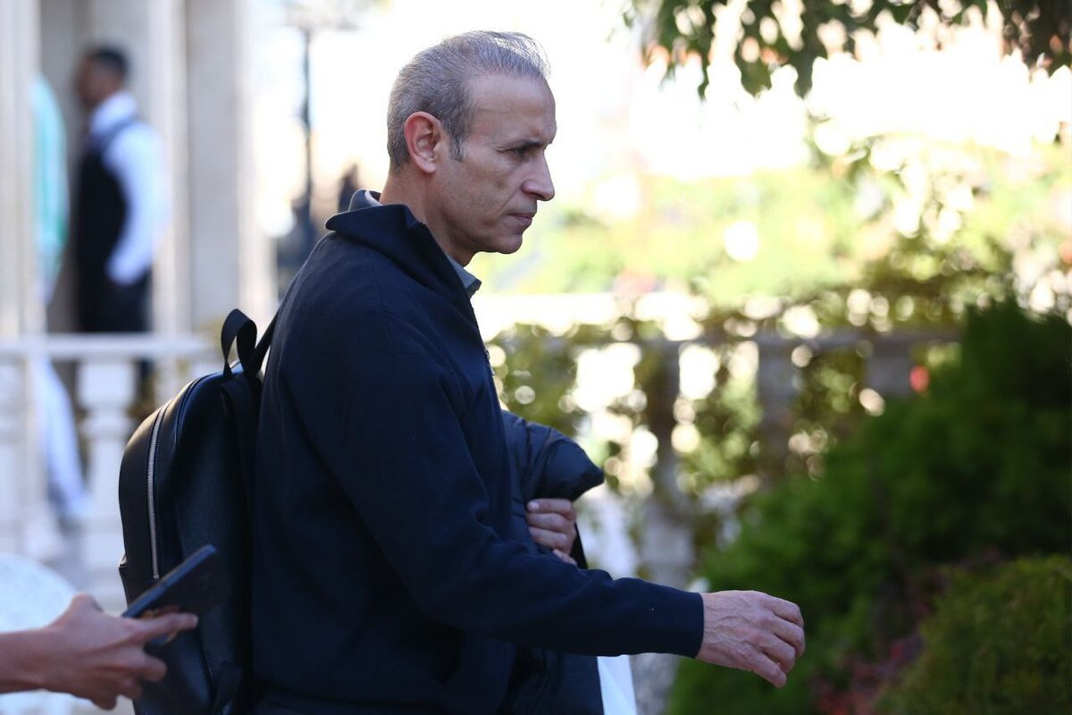 گل‌محمدی با تراکتور توافق کرد