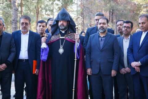 ارامنه با حضور در انتخابات نقش دیگری از همبستگی و اتحاد را رقم بزنند