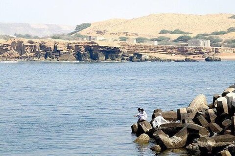 خدمات‌دهی به ساحل نشینان هرمزگان با توجه به مسئولیت اجتماعی