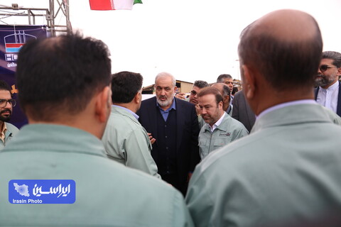 آئین آغاز عملیات اجرایی طرح های توسعه ای فولاد هرمزگان