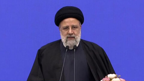 لزوم گسترش همکاری با کشورهای همسایه و مستقل