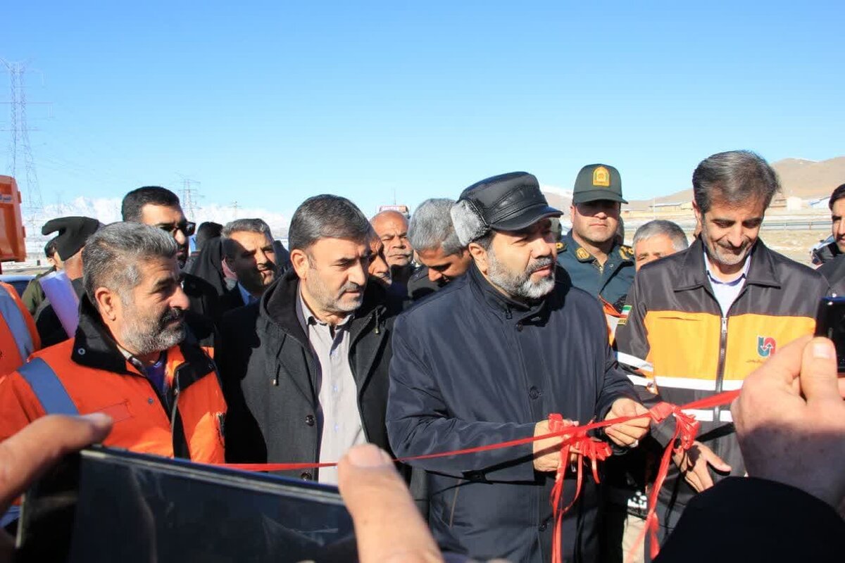 جاده سه راهی نماگرد_داران در شهرستان فریدن به بهره‌برداری رسید