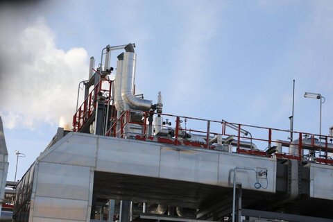 بومی سازی ۱۰۰ درصد تولیدات پتروشیمی کشور