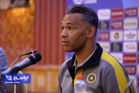 لحظاتی از صحبت‌های ژوزه مورایس و رامین رضاییان در کنفرانس خبری پیش از دیدار سپاهان - الهلال