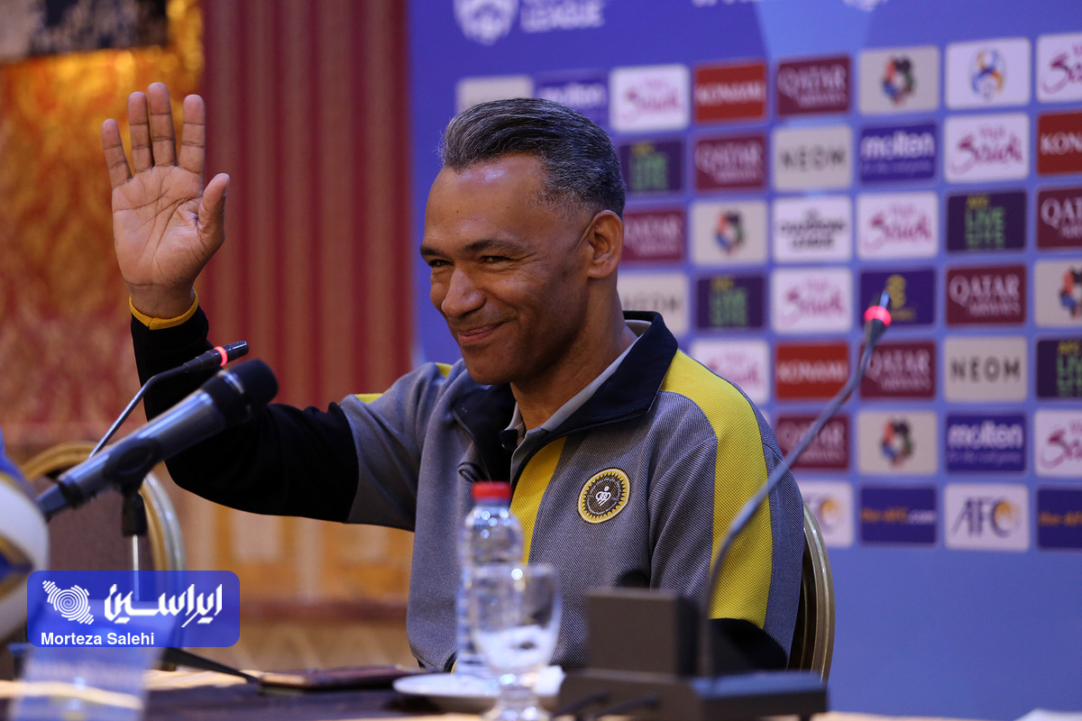 مورایس: برای الهلال جو نقش‌جهان طبیعی است/ سرمربی سپاهان هستم نه الهلال