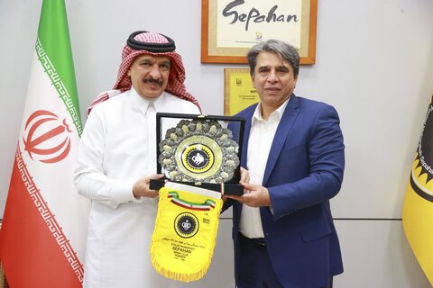 بازدید سفیر عربستان از باشگاه سپاهان و ورزشگاه نقش جهان