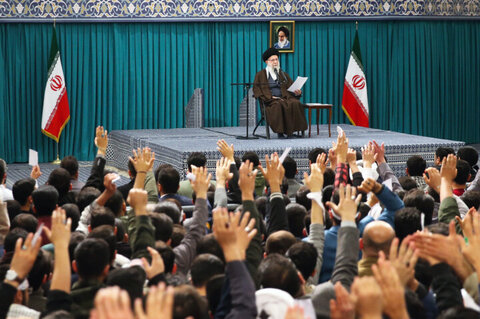 انتخابات ضعیف باشد همه ضرر می‌کنند