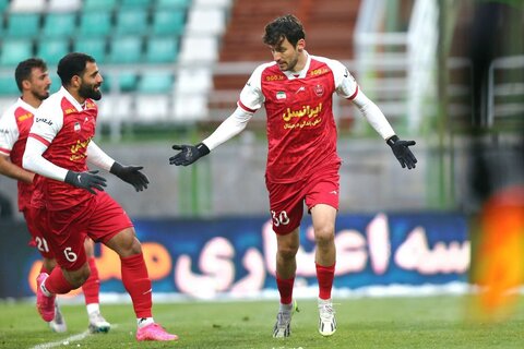 خلاصه بازی ذوب‌آهن – پرسپولیس/ برد با تک گل گیورگی