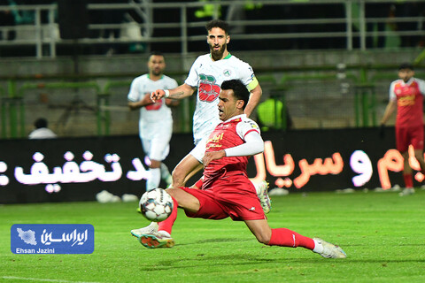 دیدار ذوب آهن و پرسپولیس