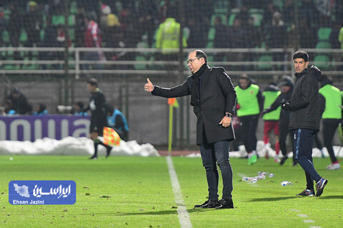 دیدار ذوب آهن و پرسپولیس