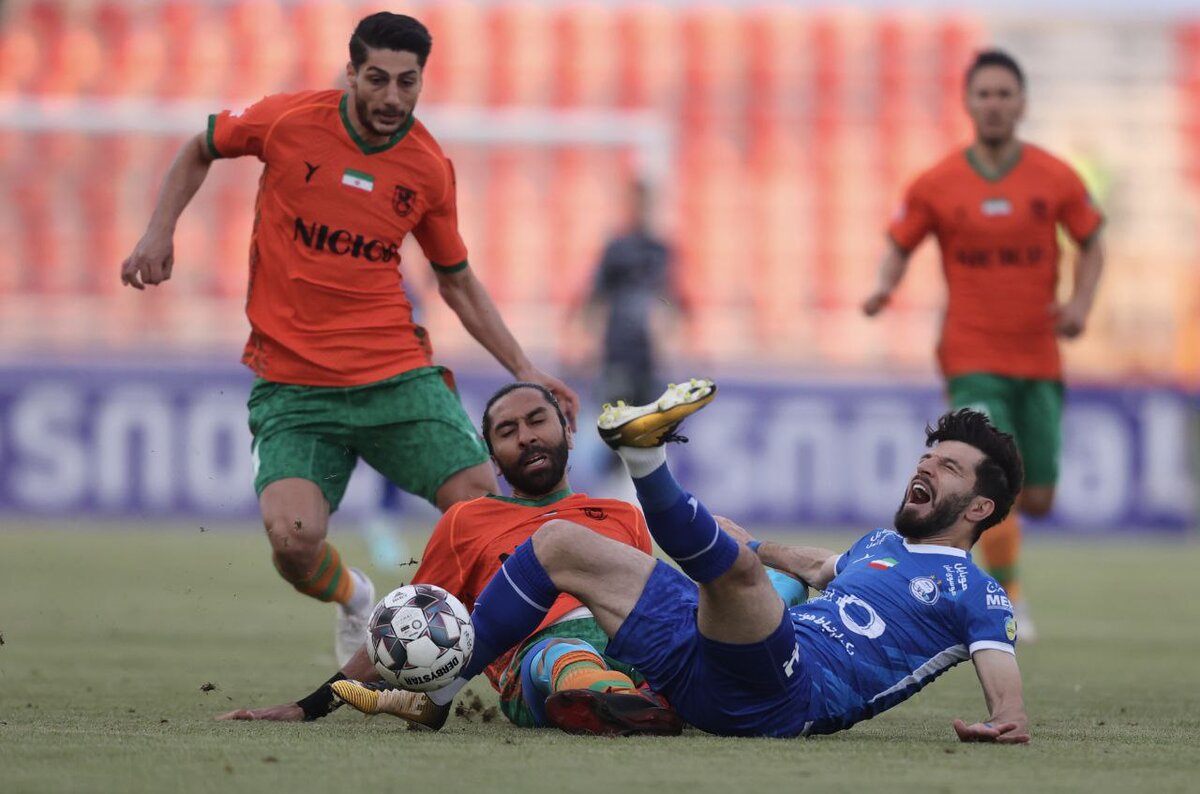 خلاصه بازی مس رفسنجان – استقلال/ حذف صدرنشین لیگ