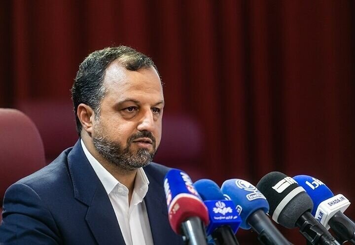 گلایه وزیر اقتصاد از عدم اجرای مطلوب قانون بهبود محیط کسب و کار توسط برخی دستگاه‌ها