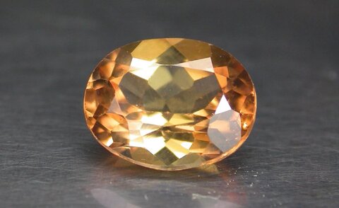 توپاز امپراتوری، سنگ سلطنتی میراث روسیه تزاری