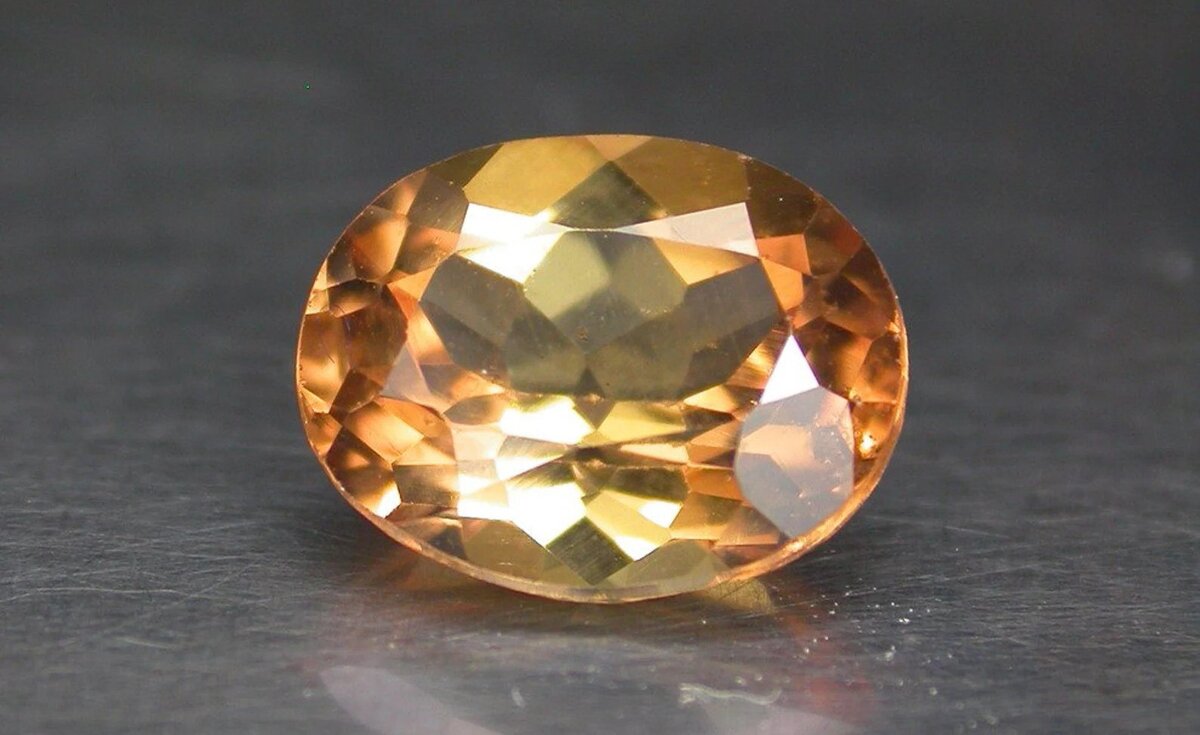 توپاز امپراتوری، سنگ سلطنتی میراث روسیه تزاری 