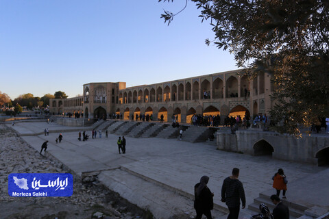 مسافران نوروزی در اماکن گردشگری اصفهان
