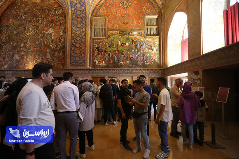 مسافران نوروزی در اماکن گردشگری اصفهان