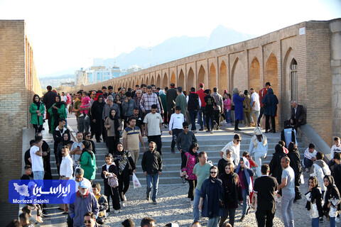 مسافران نوروزی در اماکن گردشگری اصفهان