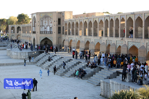 مسافران نوروزی در اماکن گردشگری اصفهان