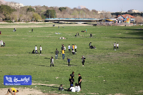 مسافران نوروزی در اماکن گردشگری اصفهان