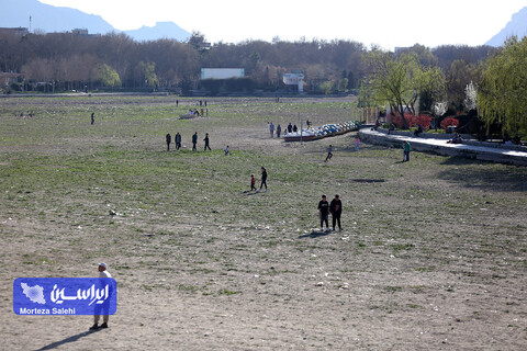 مسافران نوروزی در اماکن گردشگری اصفهان