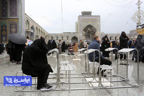 بارش باران در حرم مطهر رضوی