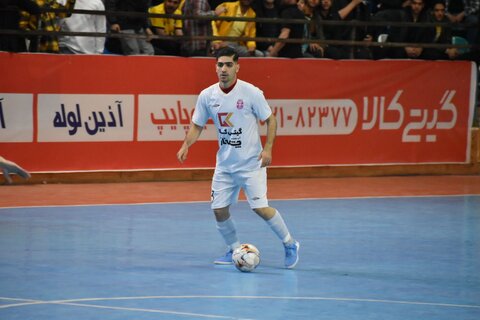 ۱۲ روز برای برطرف کردن نقاط ضعف تیم ملی فوتسال زمان داریم/ تلاش می‌کنم در لیست نهایی باشم