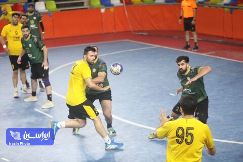 تصاویری از دیدار نیروی زمینی شهید شاملی کازرون و فولاد مبارکه سپاهان