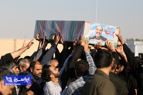 استقبال از پیکر مطهر سردار شهید زاهدی در فرودگاه اصفهان