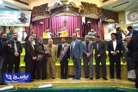 شال «مروج فرهنگ پهلوانی» به مدیرعامل فولاد مبارکه اهدا شد