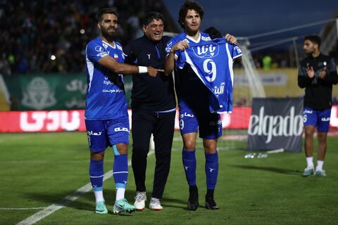 استقلال با برد در اراک صدر را حفظ کرد