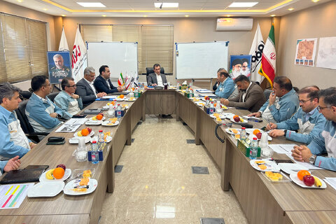 بازدید مدیرعامل آتیه‌فولاد از روند پیشرفت طرح‌های توسعۀ فولاد تاراز چهارمحال