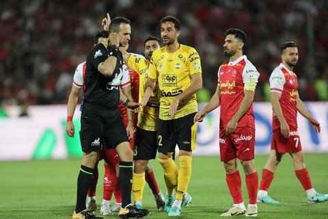 بیژن حیدری داور دیدار فینال جام‌حذفی بین سپاهان و مس شد