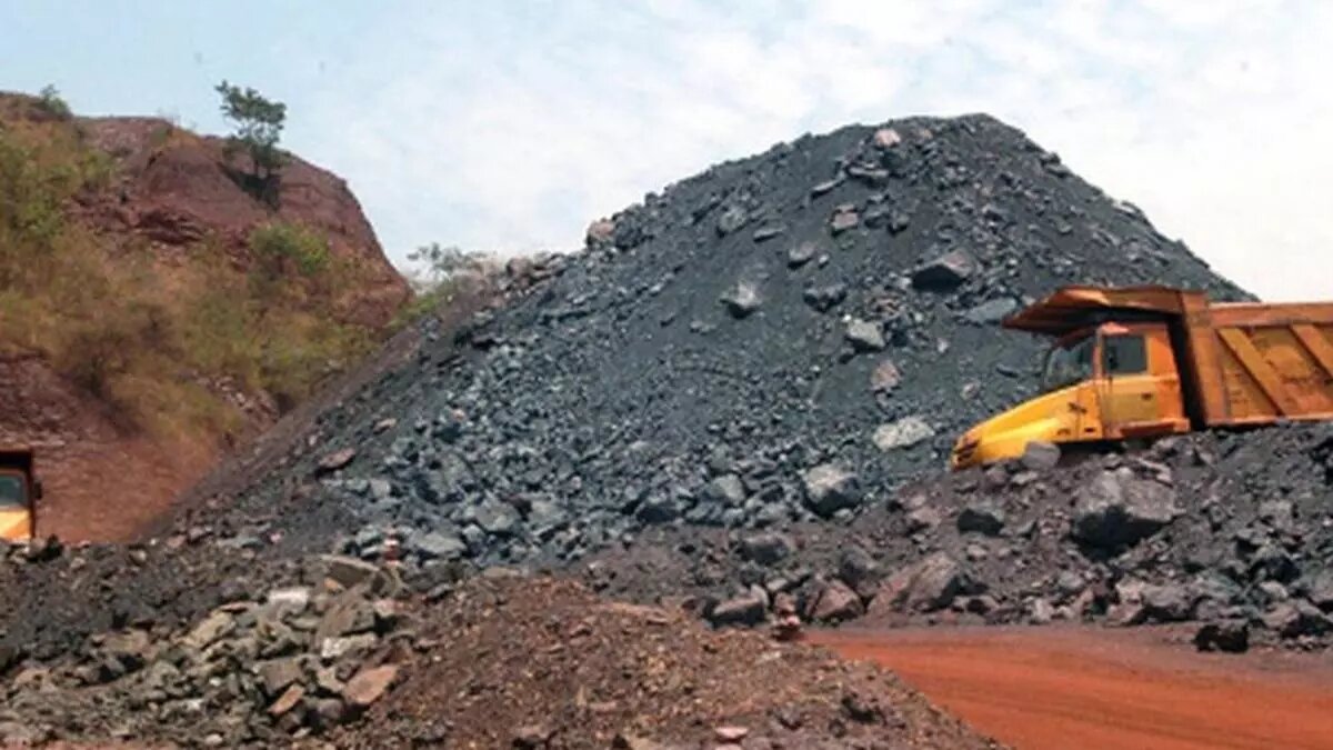 ثبت رکورد استخراج ۴ میلیون تن سنگ آهن در سنگان