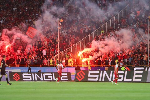 پرسپولیس استاد پول درآوردن از پیراهن!