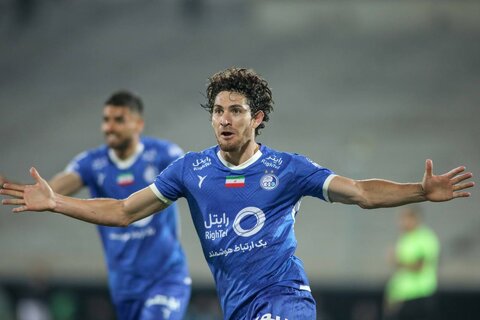 بازگشت دراماتیک استقلال به صدر جدول