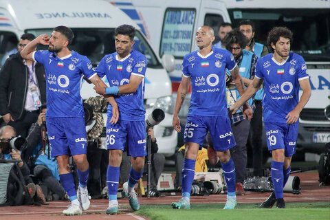 استقلال با لباس شانس نکونام به صدر برگشت!