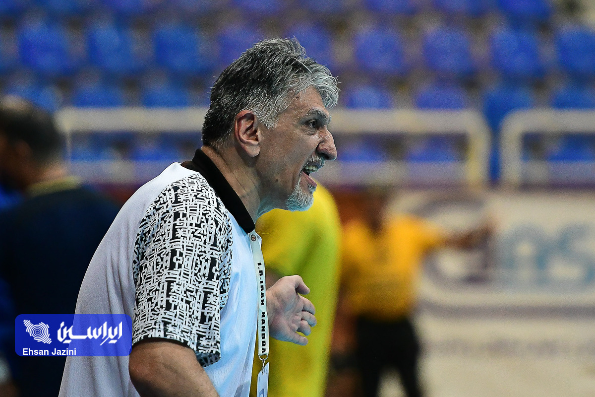 در هندبال دروازه‌بان تاثیر زیادی دارد/ بازیکنانم جوان هستند