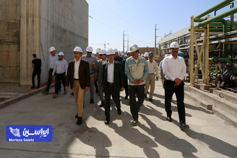 بازدید مدیرعامل مپنا و هیئت همراه از نیروگاه سیکل ترکیبی