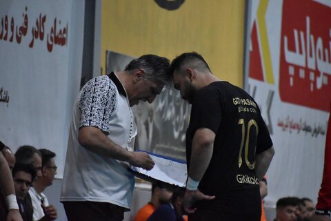 کیوان صادقی: هفته‌های پایانی خسته کننده شد/ کمترین حق بازیکنانم مقام سوم بود