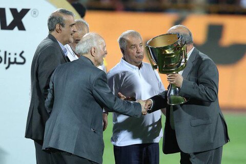 لیگ برتر بیست‌وسوم؛ فصلی برای فراموشی