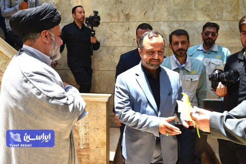بازدید وزیر امور اقتصادی و دارایی از خطوط تولید و طرح های توسعه فولاد مبارکه