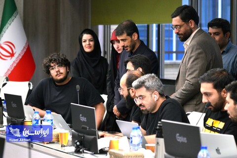 حضور مدیرعامل فولاد مبارکه در سومین روز از رویداد هنری «روایت پیشرفت»