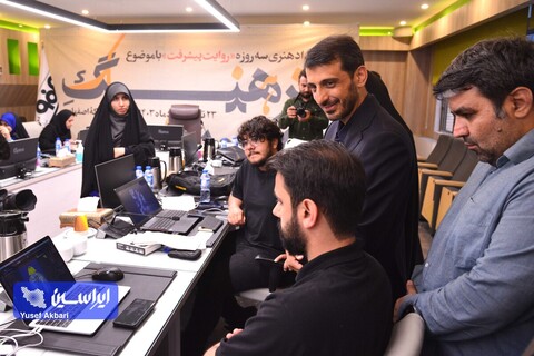 حضور مدیرعامل فولاد مبارکه در سومین روز از رویداد هنری «روایت پیشرفت»