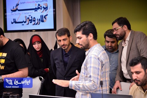 حضور مدیرعامل فولاد مبارکه در سومین روز از رویداد هنری «روایت پیشرفت»