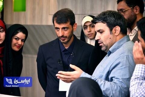 حضور مدیرعامل فولاد مبارکه در سومین روز از رویداد هنری «روایت پیشرفت»